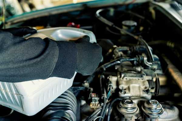 Comparison of Liquid vs. Air Cooling Systems in High-Performance Vehicles